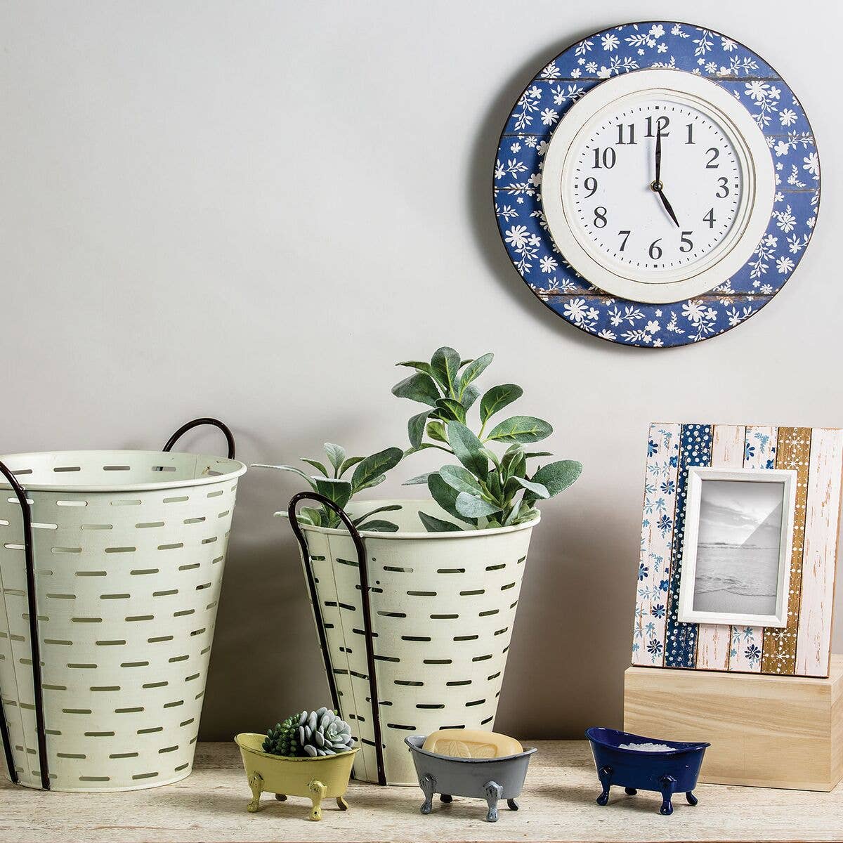 Mini Bathtub Soap Dish | Bathhouse Row Inspired Clawfoot Tub