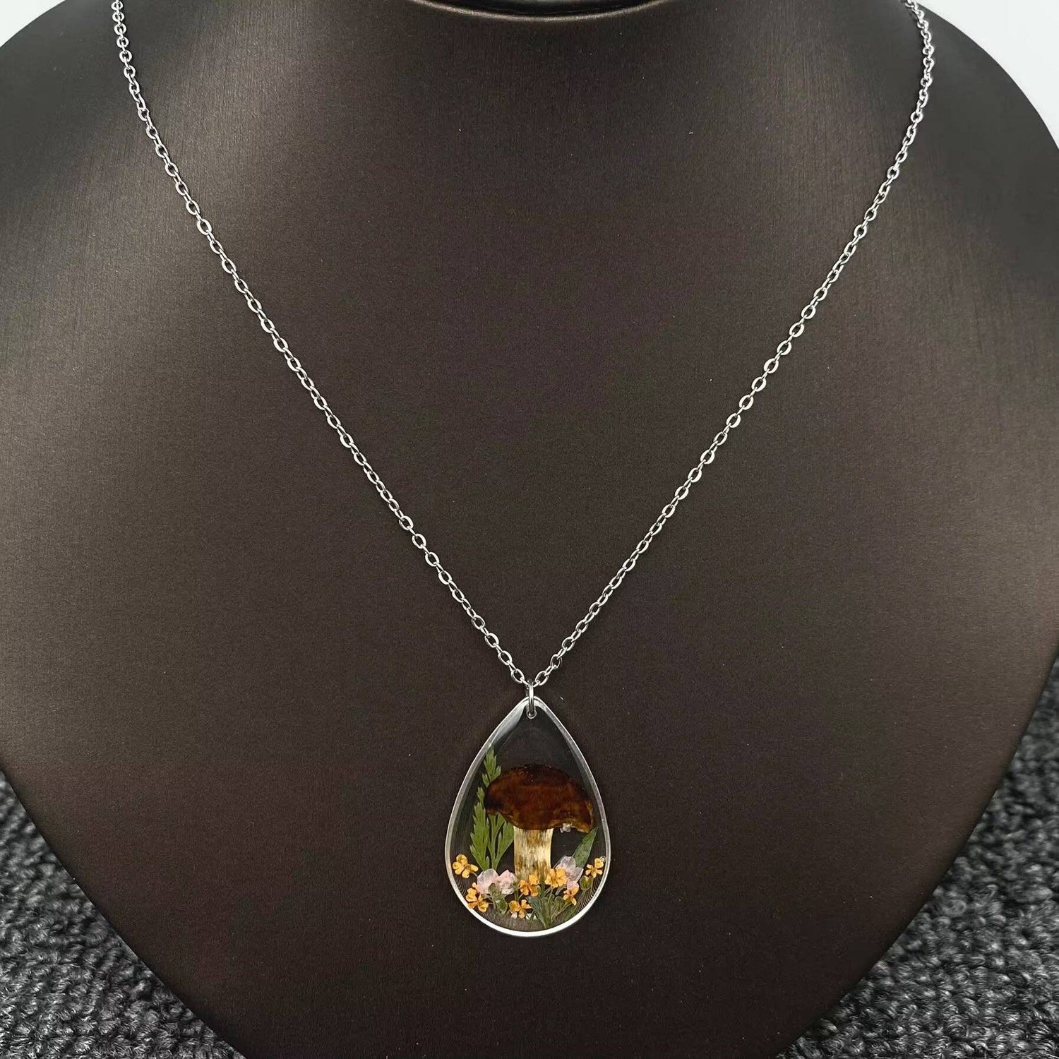 Dried Flower Mushroom Drop Charm Necklace - PDF