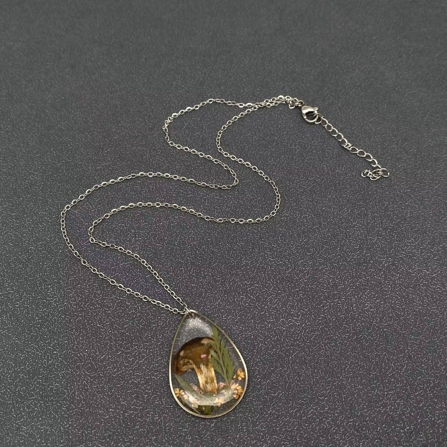 Dried Flower Mushroom Drop Charm Necklace - PDF