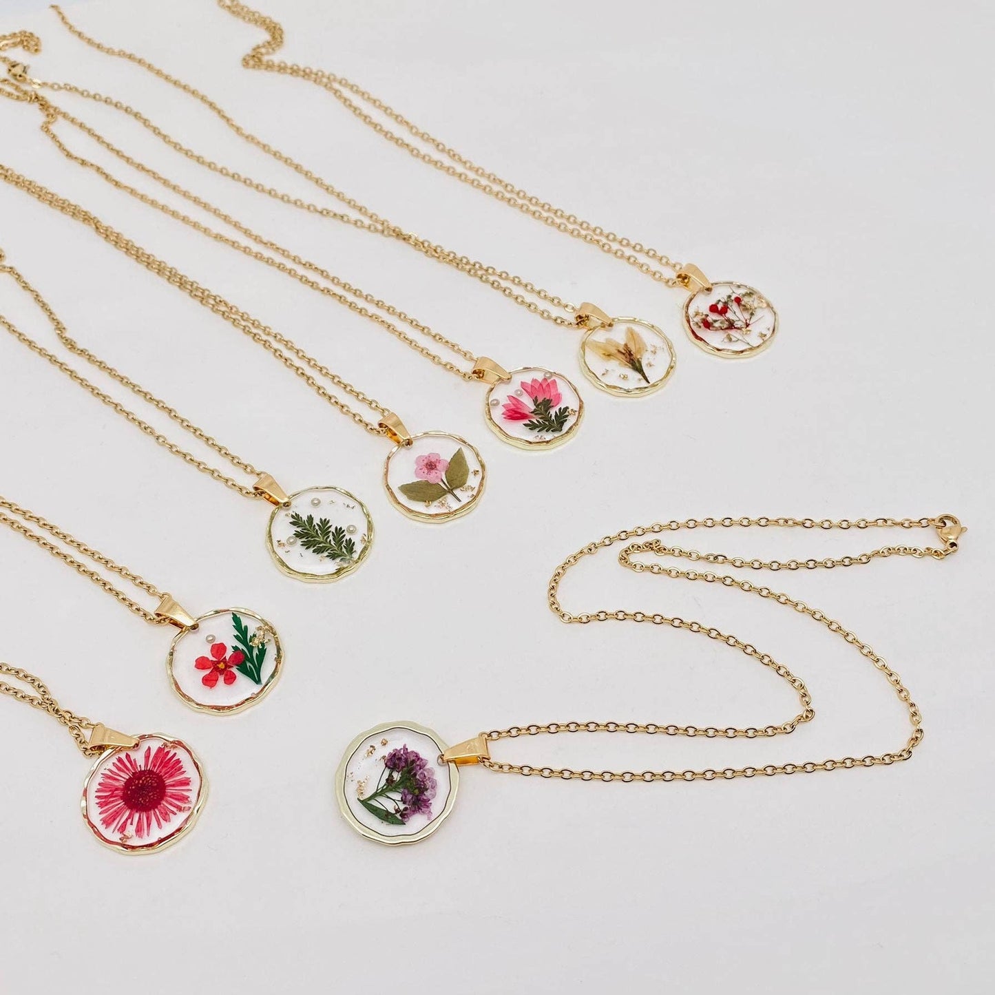 Dried Flowers Floral Irregular Round Pendant Necklace - PDF