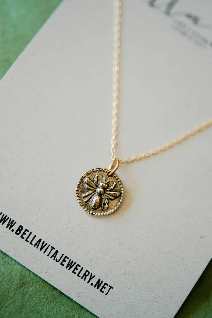 BITTY BUTTON Bee Necklace