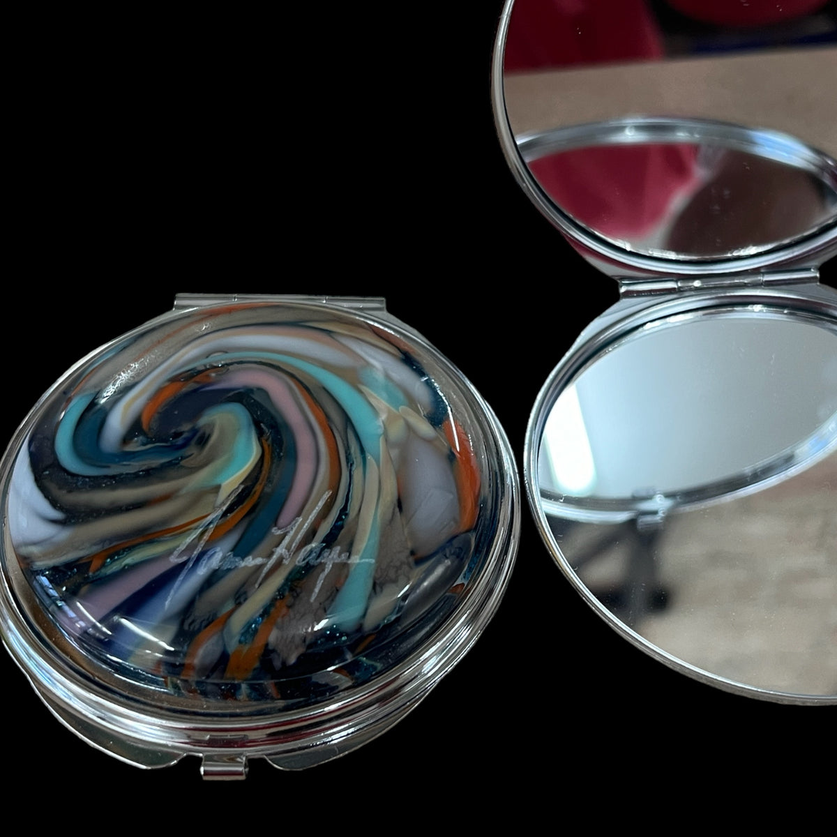 Compact Art Glass