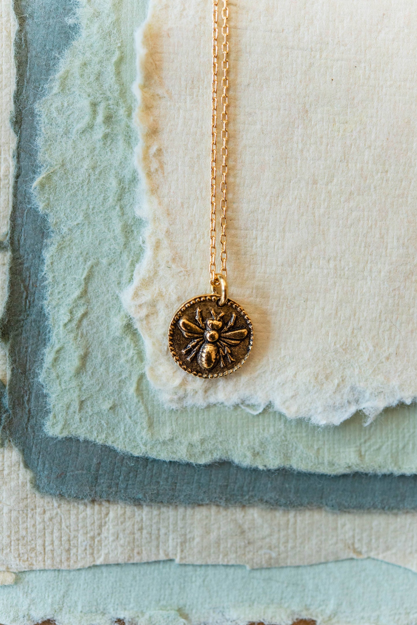 BITTY BUTTON Bee Necklace